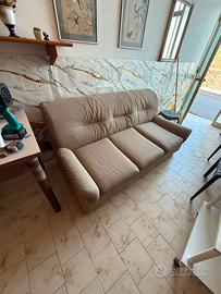 DIVANO LETTO