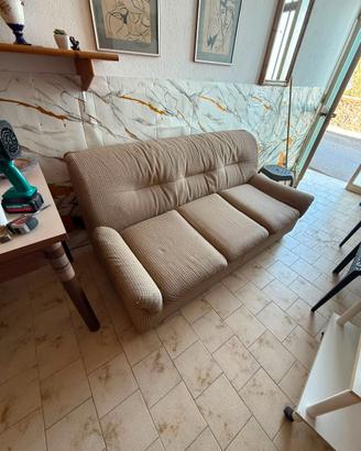DIVANO LETTO