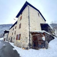 3 LOCALI A VALDISOTTO