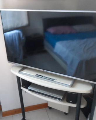 TELEVISORE PANASONIC E SISTEMA AUDIO LG