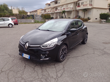 Renault Clio 1.5 diesel anno 2017 auto finanzia'in