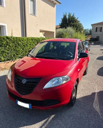 LANCIA YPSILON (2015) 1.2 BENZINA