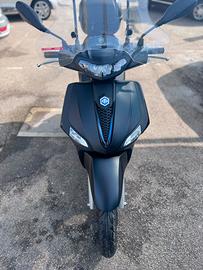 LibertyS 150 anno 2025 targa polonia