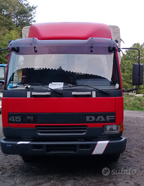 Camion trasporto animali vivi 75 ql