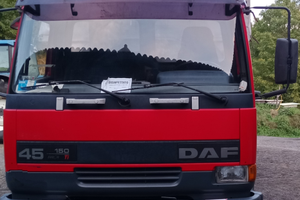 Camion trasporto animali vivi 75 ql