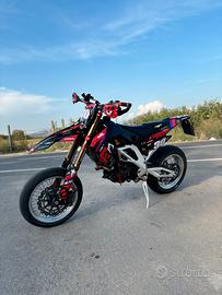 Aprilia SXV 550