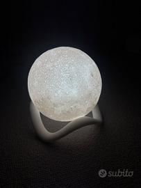 Lampada a forma di luna