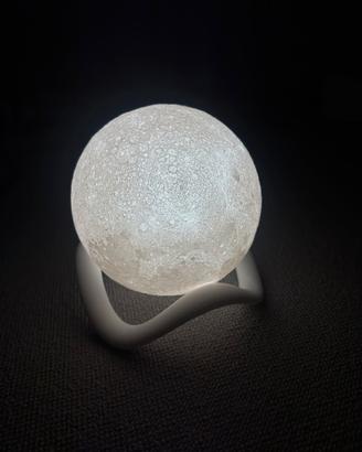 Lampada a forma di luna