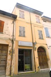 Casa Indipendente Cento [Cod. rif V0013VRG]
