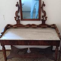 Mobile toilette di fine 800 - piano in marmo