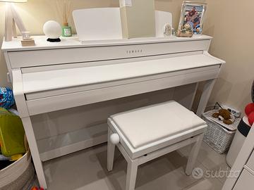 Yamaha Clavibova Clp 745 come nuovo