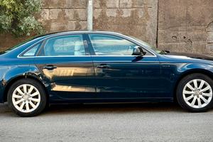 AUDI A4 BERLINA