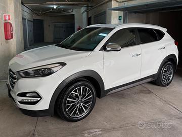 HYUNDAI TUCSON 1.7 crdi “LEGGI BENE”