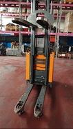 Stoccatore con doppia alzata Still 2000kg