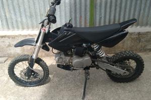 Pit bike 125