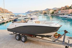 Quicksilver 555 activ open