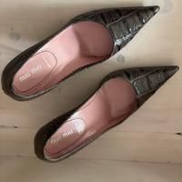 scarpe originali miu miu n 39. Made in Italy.