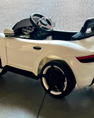 Auto elettrica bambini sportiva + telecomando