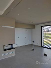 Villa di 214 m² con 5 locali e box auto doppio a C