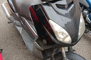 Scooter YAMAHA X-Max 250