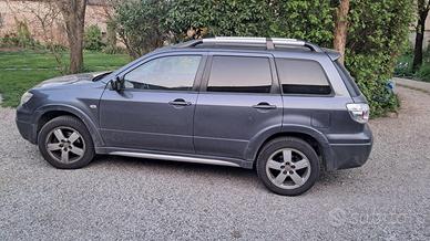 MITSUBISHI-Outlander*4x4*GPL-BiFuel*GANCIO-TRAINO