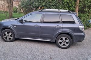 MITSUBISHI-Outlander*4x4*GPL-BiFuel*GANCIO-TRAINO