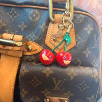 Portachiavi charm LV 