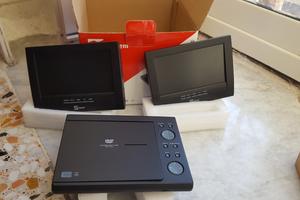 Impianto DVD per auto con 2 schermi