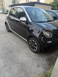 Smart ForFour nera e grigio passion