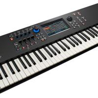 Yamaha Modx7 con custodia originale