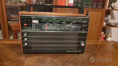 radio USSR tento Selena B210