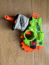 Pistola Nerf zombie