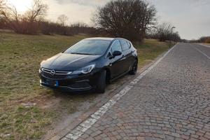 Opel Astra OPC