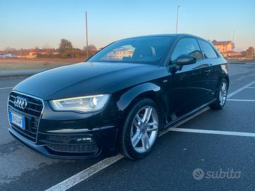 Audi A3 S-Line 2.0 TDI 150 + Tettuccio