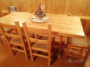 TAVOLA DA TAVERNA CON SEDIE