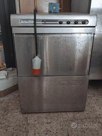 lavastoviglie professionale 