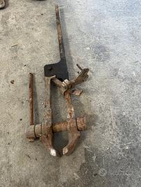 Morsa da fabbro antica