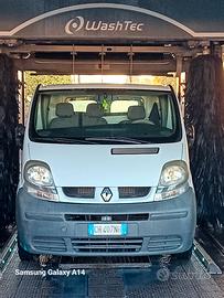 renault  trafic 2003