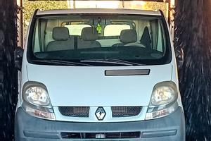renault  trafic 2003