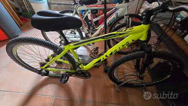 2 Mountain Bike Atala cambio Schimano - Leggi
