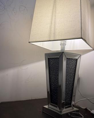 Lampada con paralume, in tessuto, vetro e mdf, da
