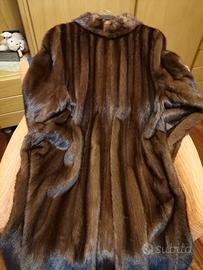 Pelliccia di visone femmina lunga