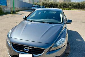 Volvo V40 II 2014 1.6 d2