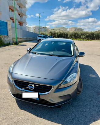 Volvo V40 II 2014 1.6 d2