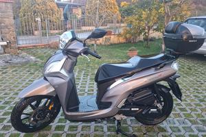 Sym Symphony ST 125 pari al nuovo