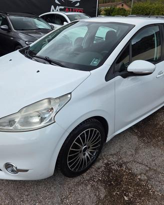 Peugeot 208 1.4 HDi 5 porte Allure
