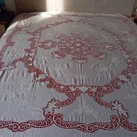 copriletto  bisso di lino ricamato e pizzo burano