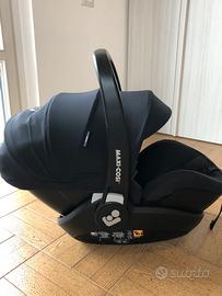 Ovetto Marble Maxi-Cosi 0-15 mesi con base Isofix