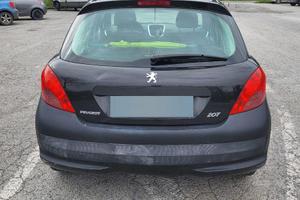 PEUGEOT 207 HDI X LINE