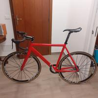 Scatto fisso Novantadue Kriterium taglia 56